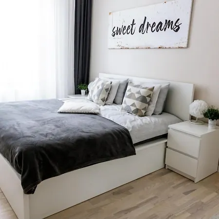 The Oasis - Heart Of Riga